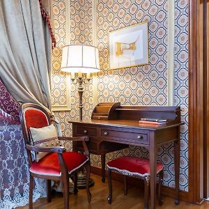 VIP room